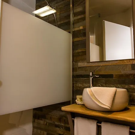 Logis Le Cheval Rouge 3* サント・ムヌー