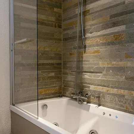 Hotel Le Cheval Rouge 3*