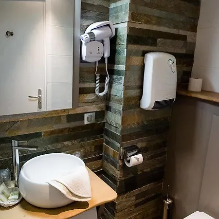 Hotel Le Cheval Rouge 3*