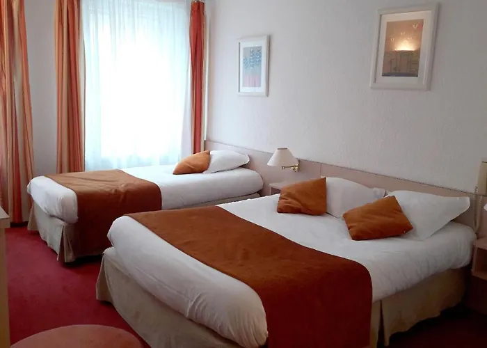 Hotel Logis Le Cheval Rouge Sainte-Menehould