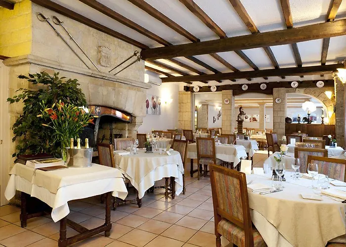 Logis Le Cheval Rouge Hotel Sainte-Menehould